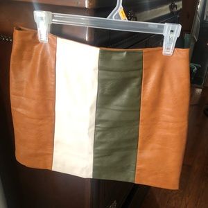 Wild Honey L faux leather colorblock mini skirt